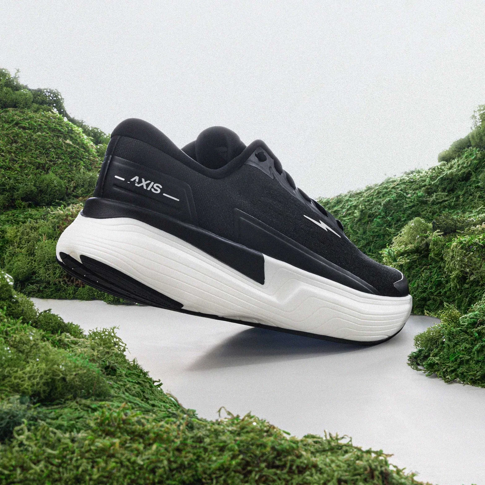 Axis Running Shoes Black / Undyed - Image 2