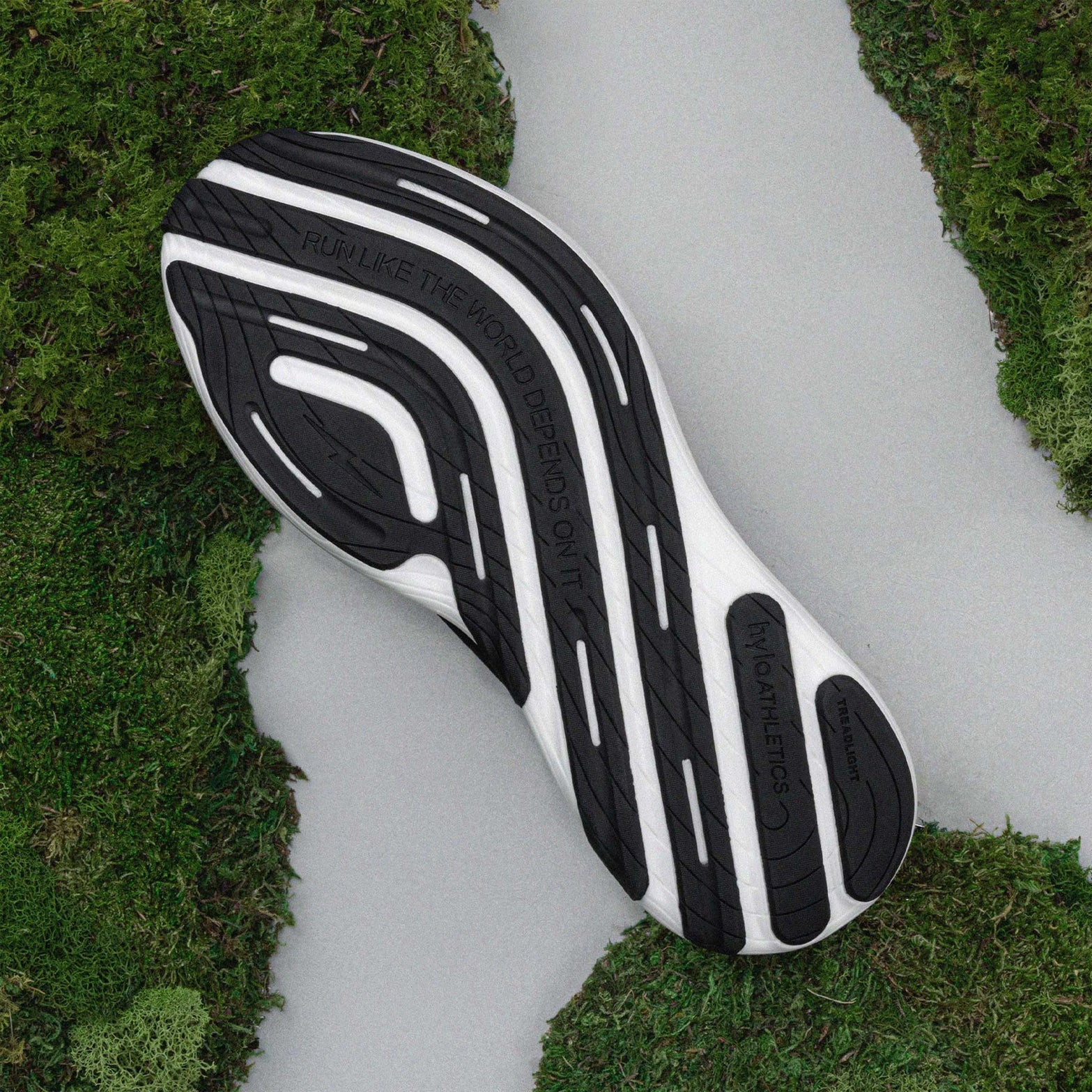 Axis Running Shoes Black / Undyed - Image 4