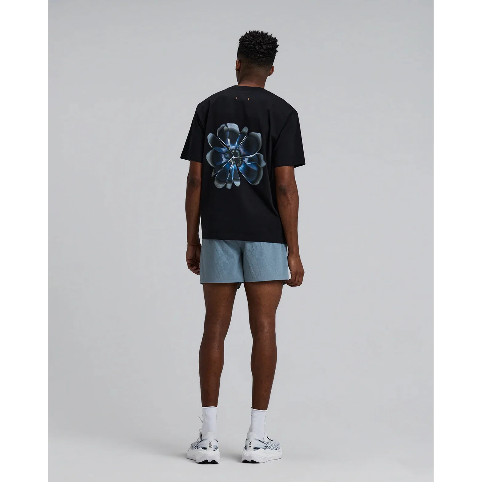 Cotton Tee Blot Bleed Floral - Image 6