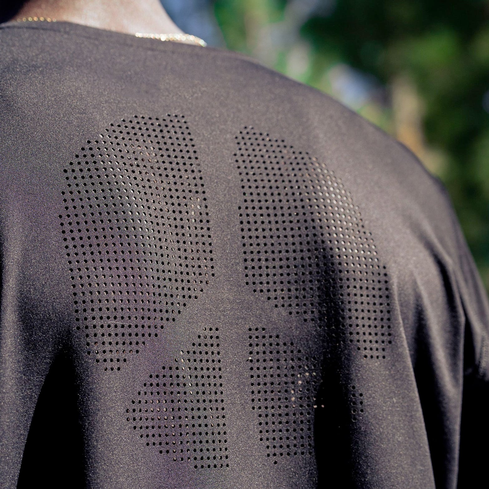 Men's Ultralight Aloe Tee Black Wordmark - Image 4
