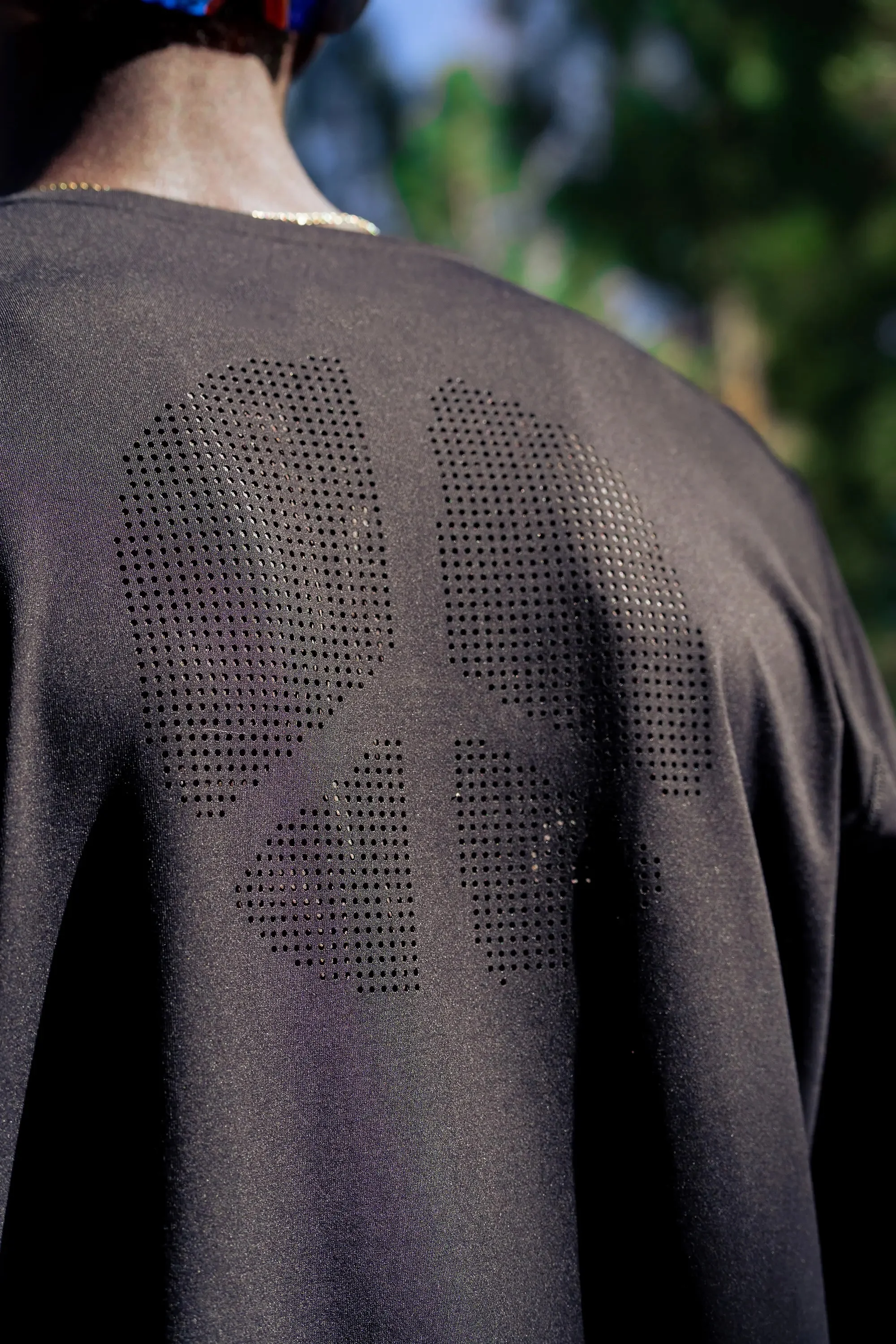 Men's Ultralight Aloe Top Black Wordmark - Image 3