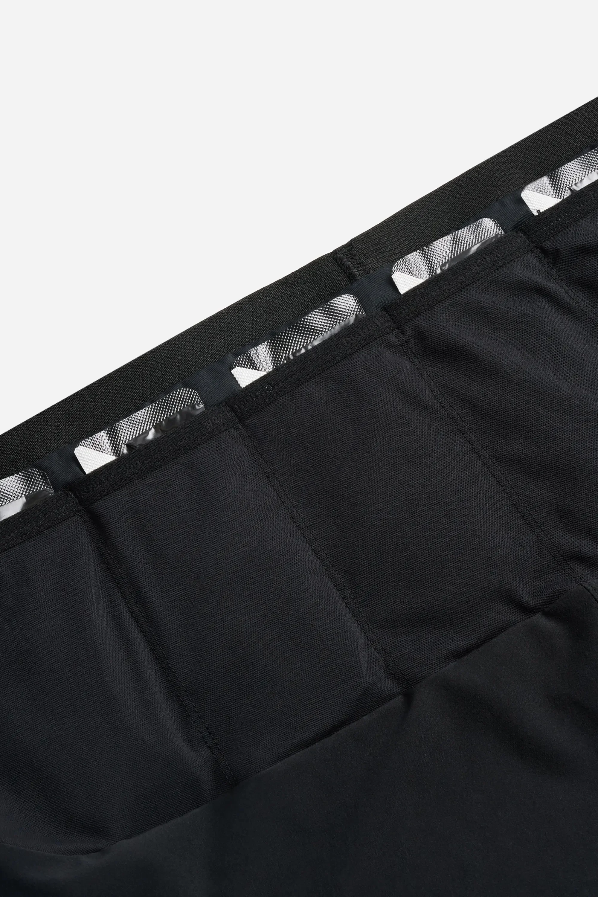 x Maurten Men's Elite Fuel Shorts Black - Image 6