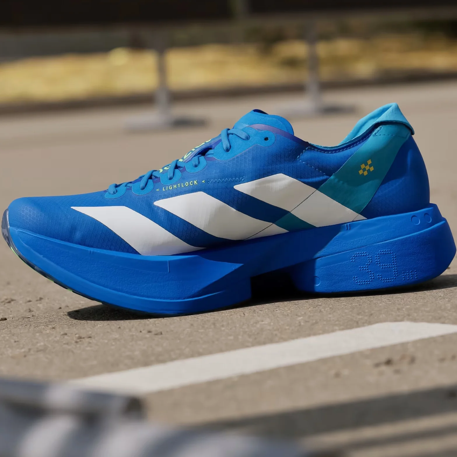 Men's Adizero Adios Pro 4 Running Shoes Blue / Cloud White / Lime Burst - Image 2