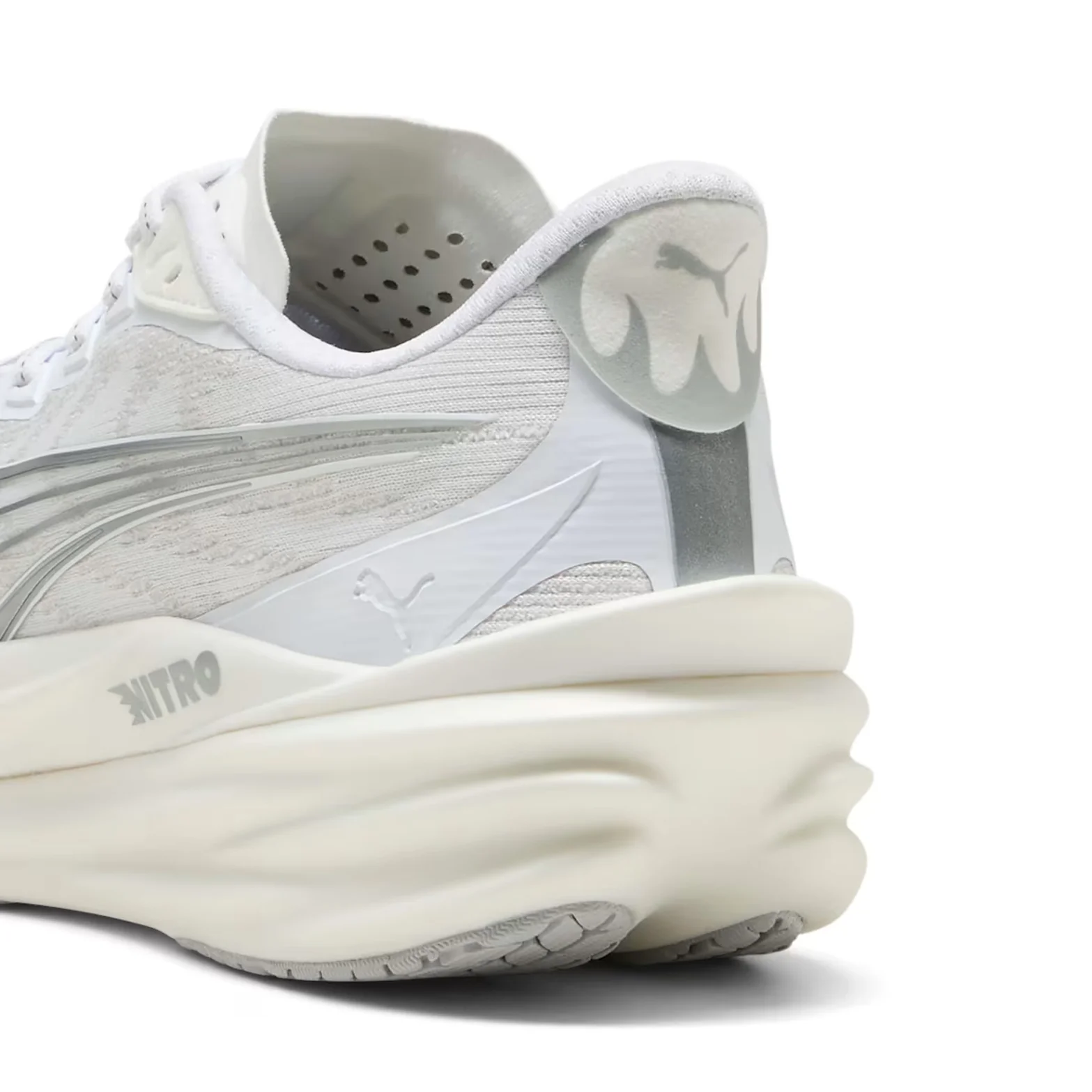 Men's Deviate NITRO 4 Running Shoes Puma White / Feather Grey - Image 4