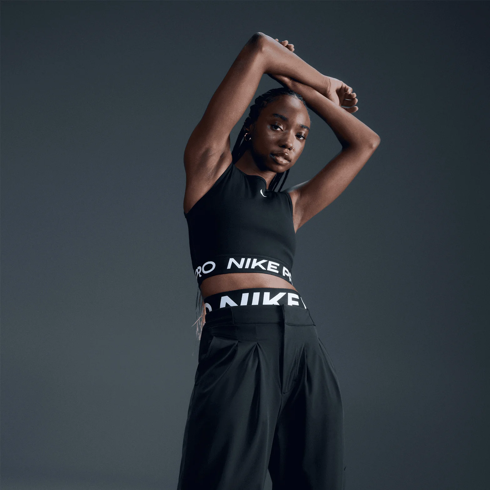 Women's Pro Dri-FIT Cropped Tank Black / White - Image 3