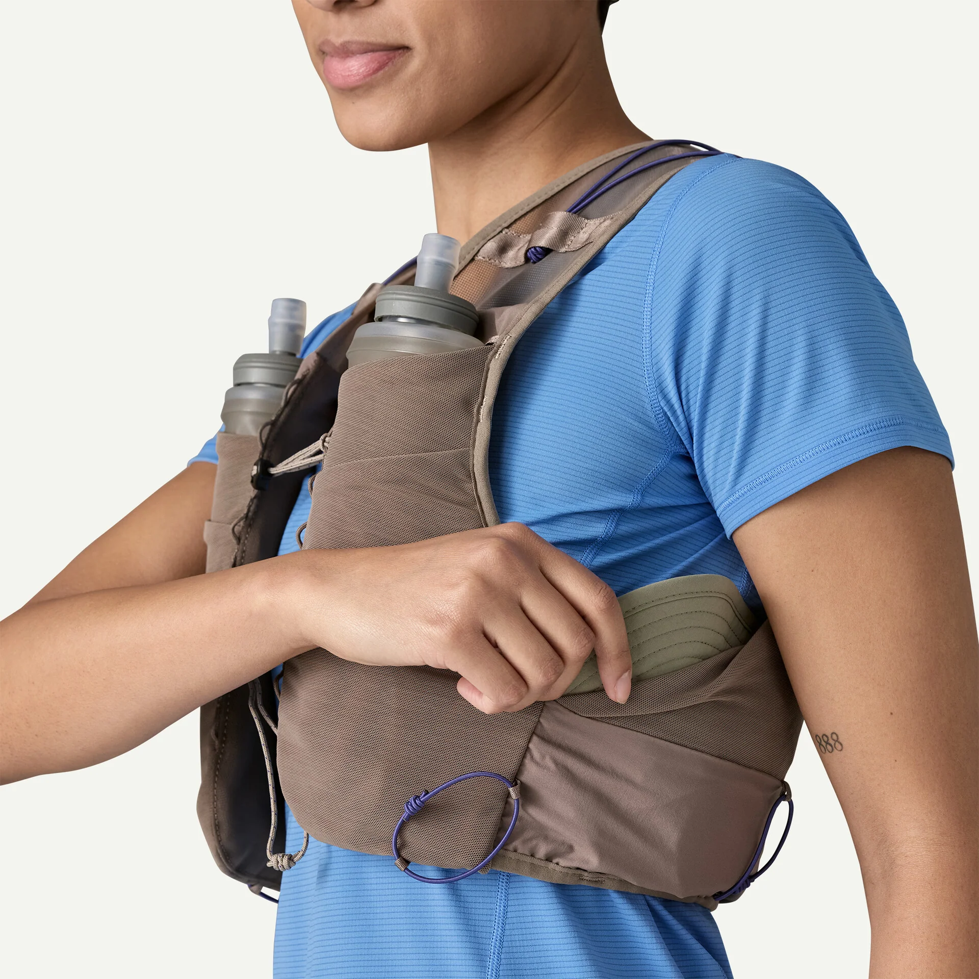 Slope Runner Vest Seabird Grey - Image 6