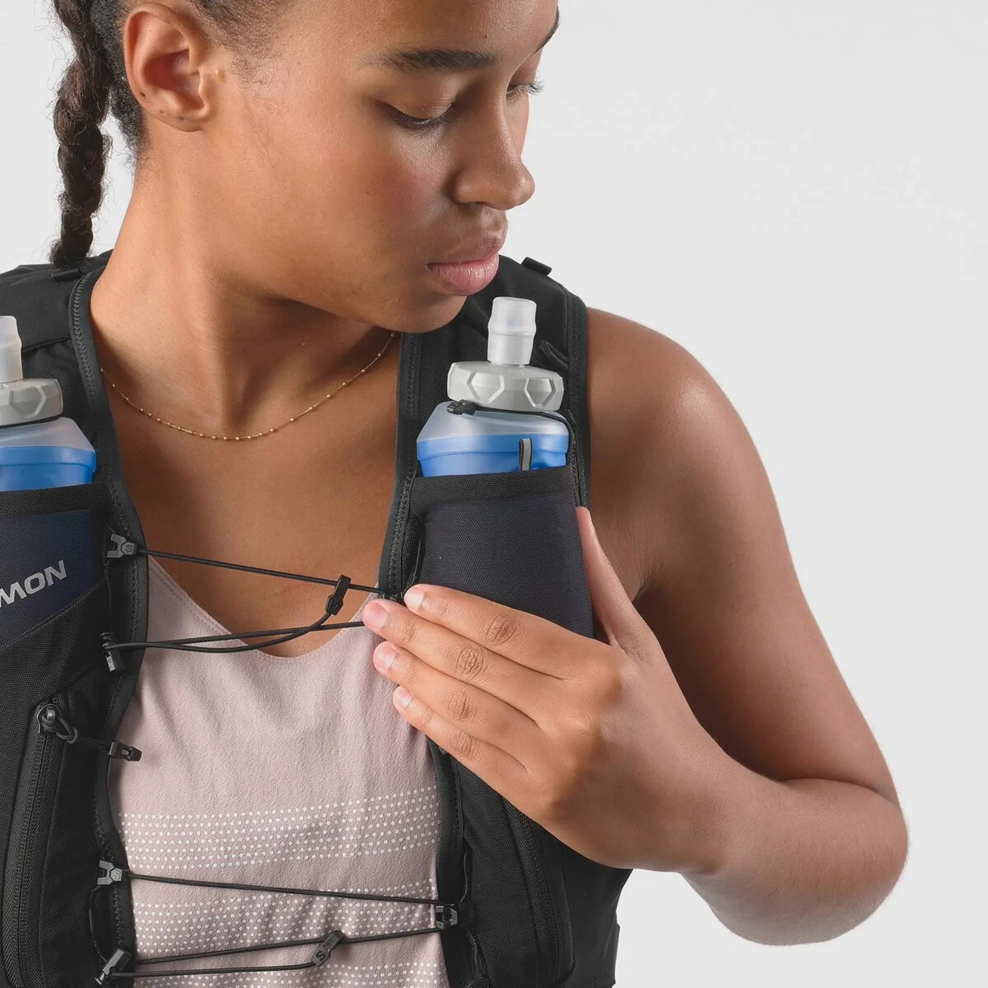Women's Advance Skin 12 Set Running Vest Black / Asphalt - Image 6