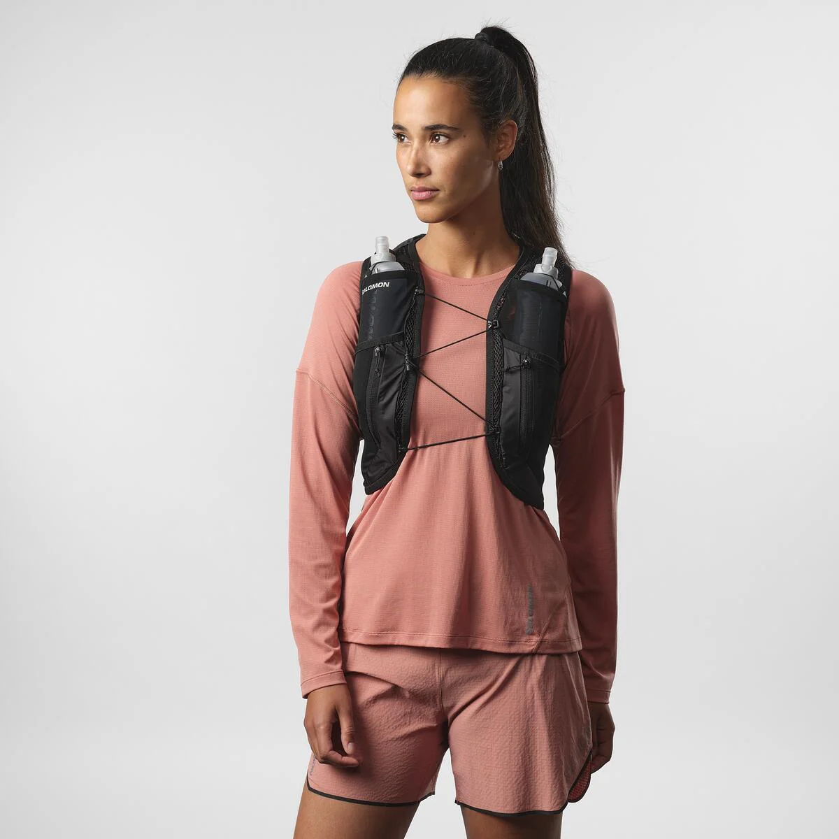 Salomon Women's Active Skin 12 Set Running Vest Black / Metal - Image 4