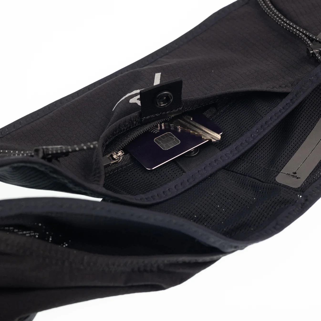 UL 1L Running Belt Black - Image 6