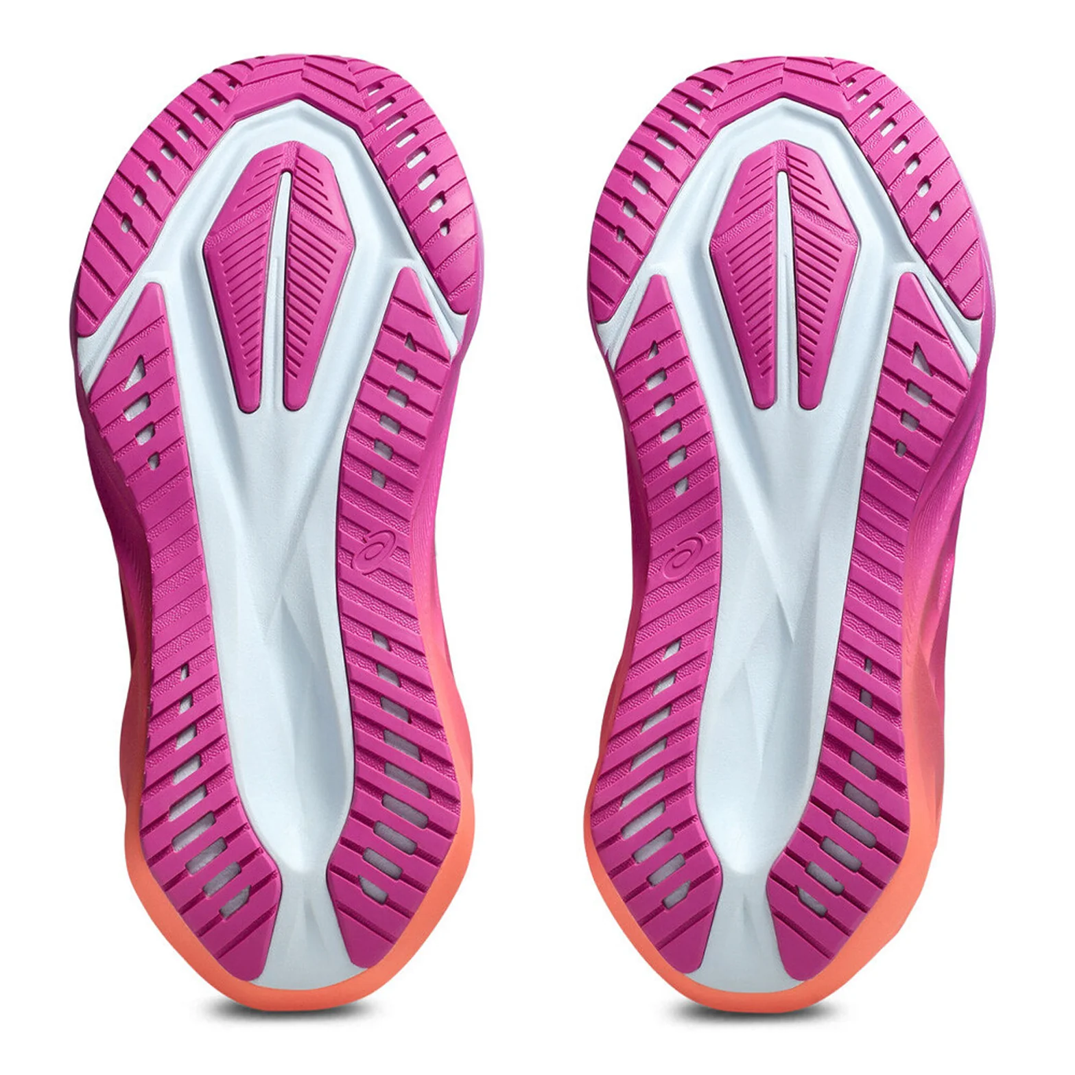 Women's Novablast 5 Running Shoes Sky / Digital Sakura - Image 4
