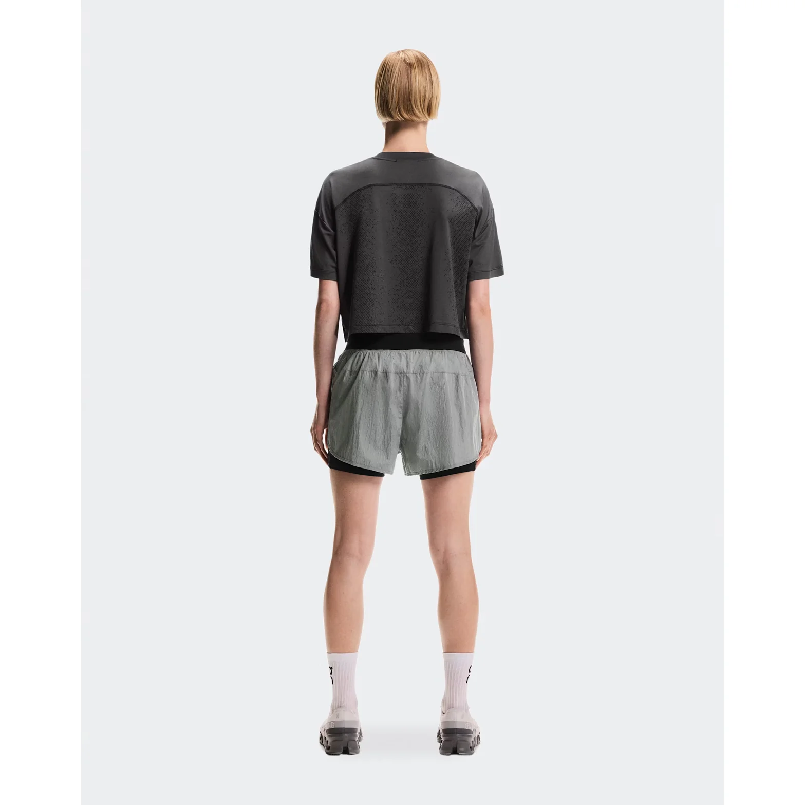 Women's Performance Volt Shorts Glacier - Image 6