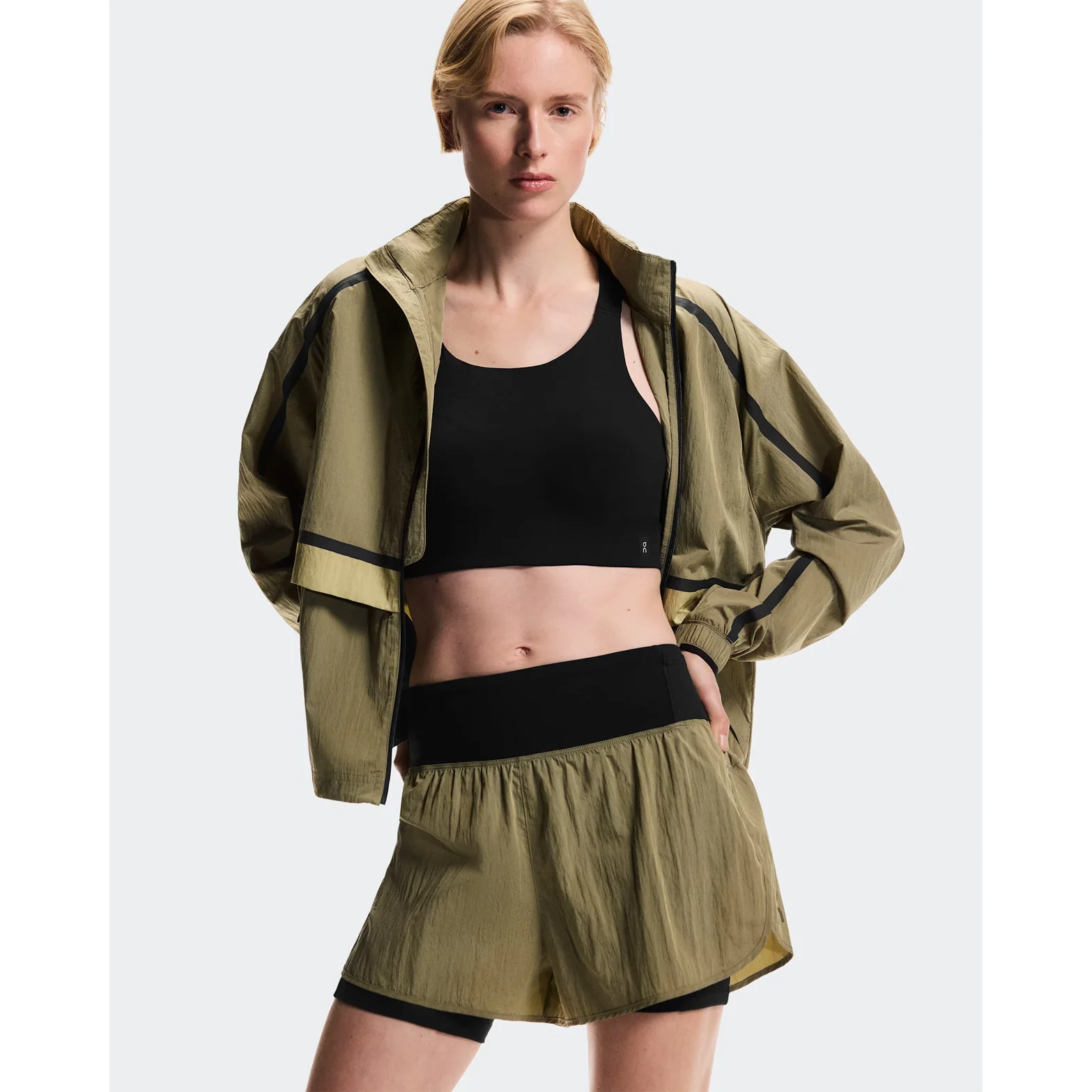Women's Performance Volt Shorts Safari - Image 2