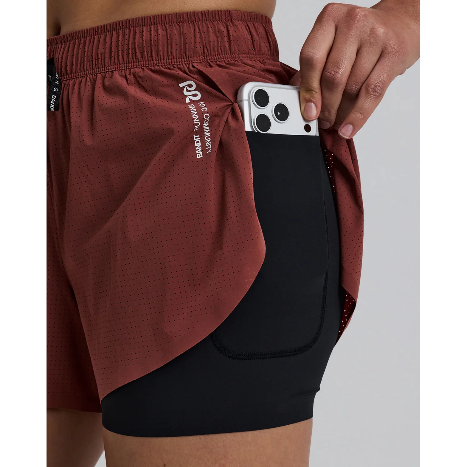 Women's Vento 2-in-1 Run Short Mahogany / Black - Image 4