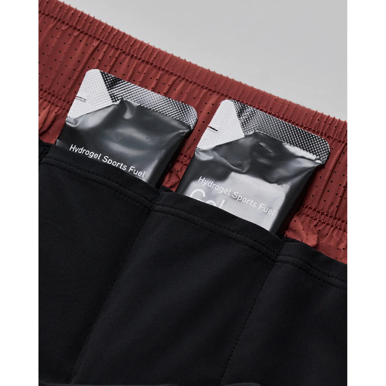 Women's Vento 2-in-1 Run Short Mahogany / Black - Image 5